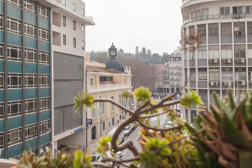Central, Charming, Quiet, Garden And Parking Lisbon Exterior photo